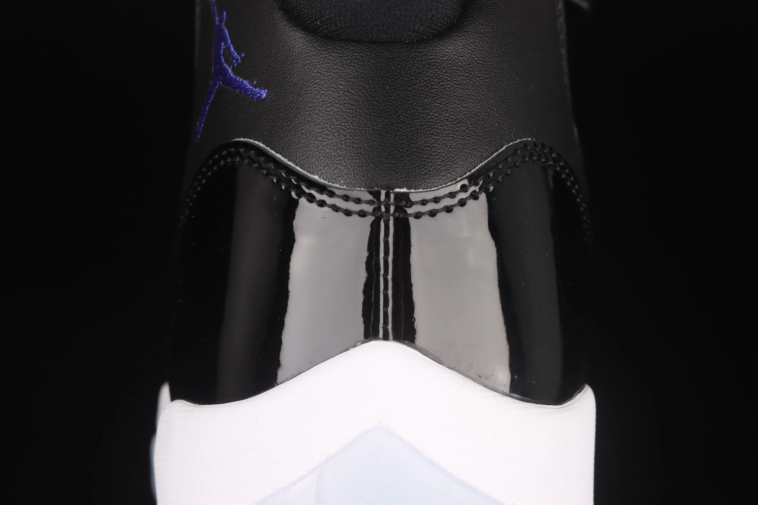 All categories Air Jordan Jordan series basketball shoes Air Jordan 11 F version Air Jordan 11 Space Jam AJ11 Joe 11 slam dunk 378037-003